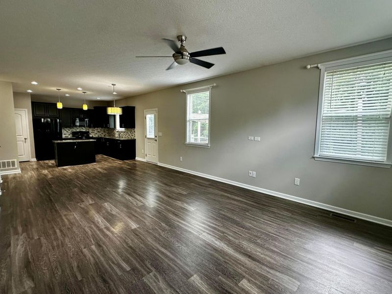 2195 Holiday Valley Drive , Grove City, OH 43123 Photo 4