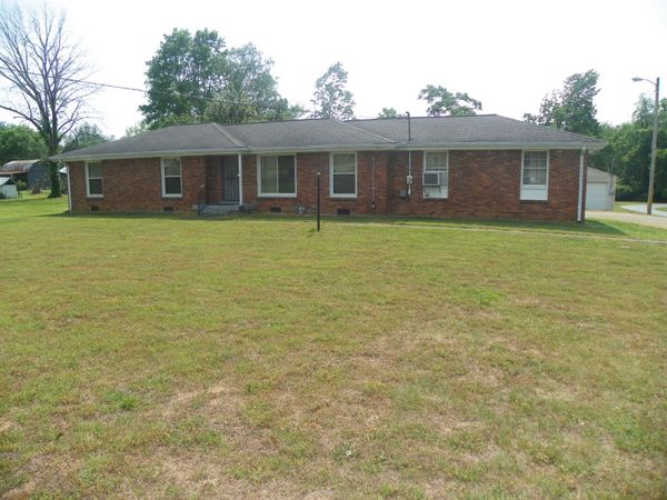 1544 Neelys Bend Rd , Madison, TN 37115