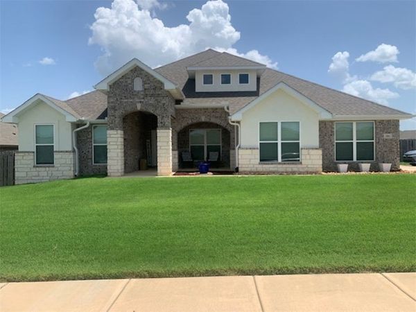 304 Manfield Avenue , Pea Ridge, AR 72751