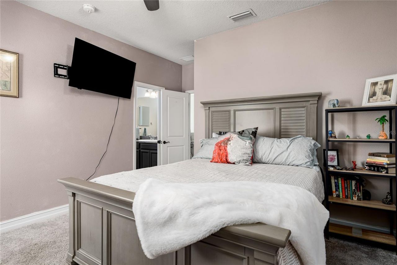 5919 Oak Mill Terrace, Palmetto, FL 34221 Photo