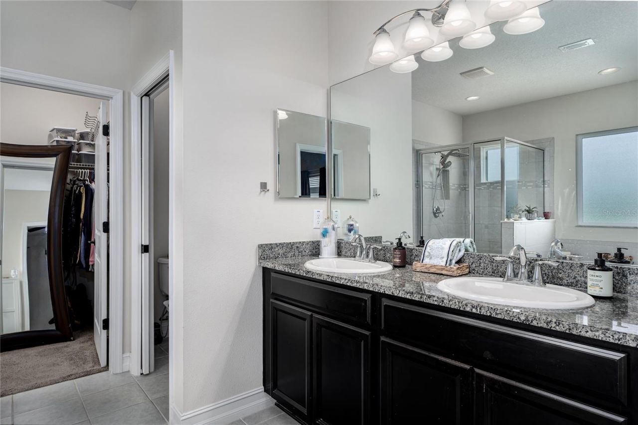 5919 Oak Mill Terrace, Palmetto, FL 34221 Photo