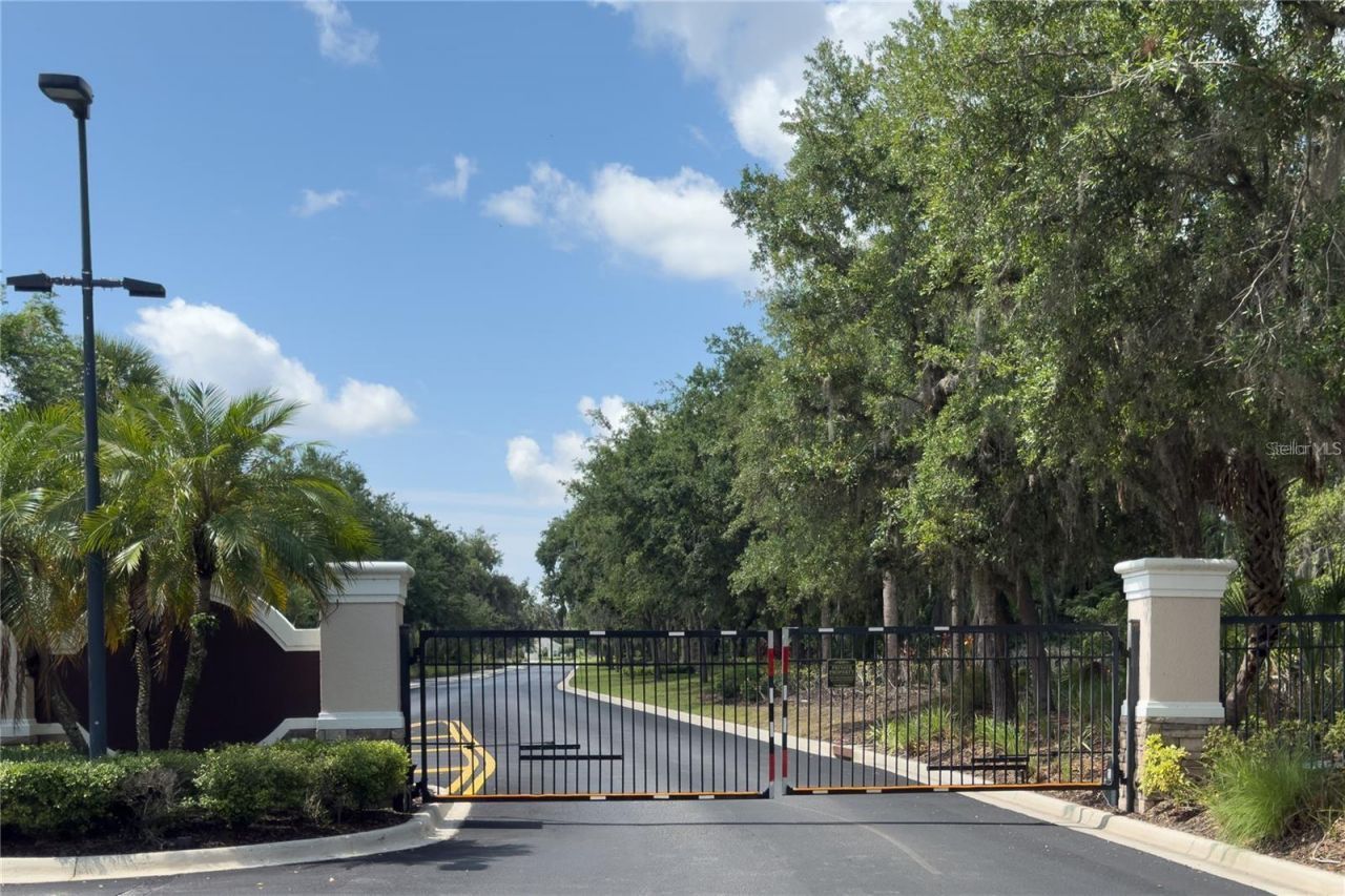 5919 Oak Mill Terrace, Palmetto, FL 34221 Photo