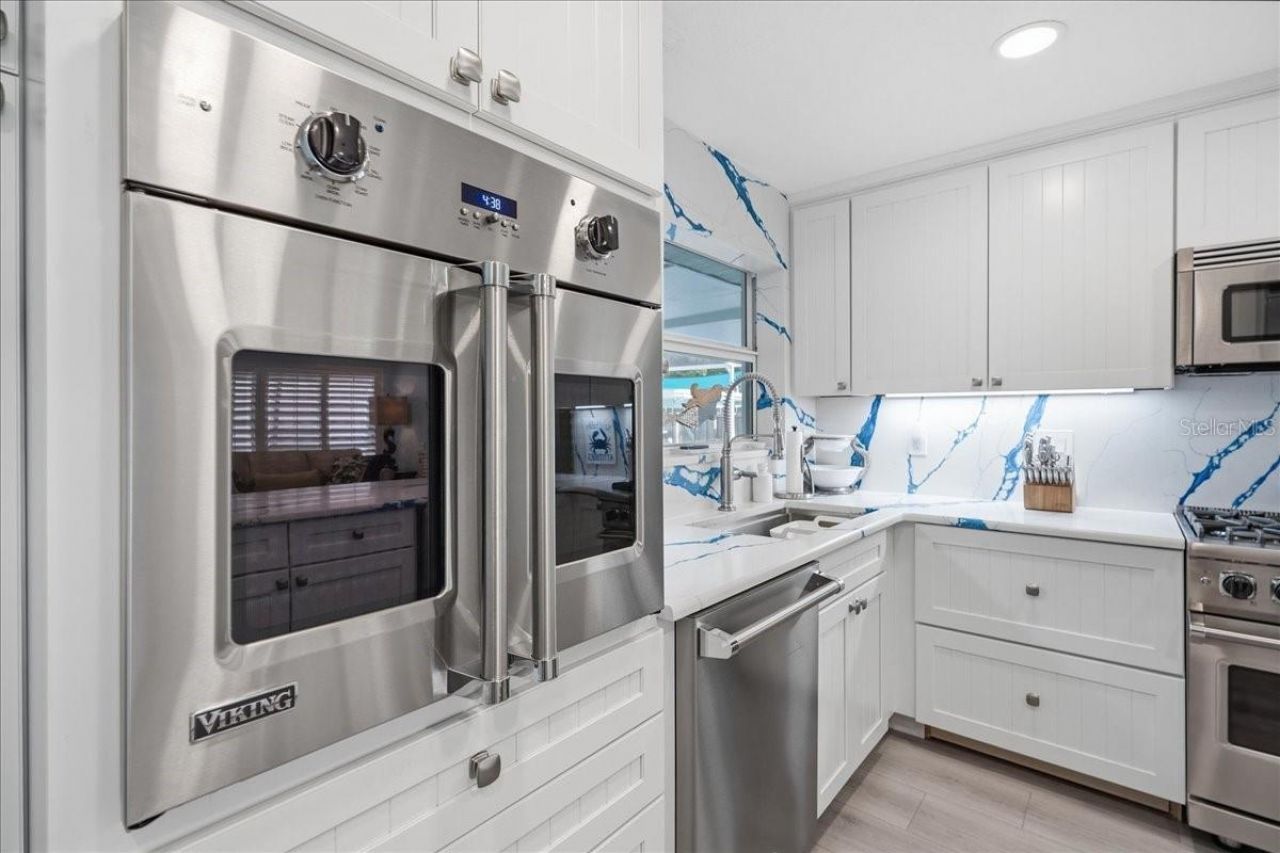 301 N Pine Street, New Smyrna Beach, FL 32169 Photo