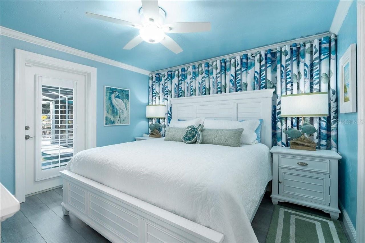 301 N Pine Street, New Smyrna Beach, FL 32169 Photo