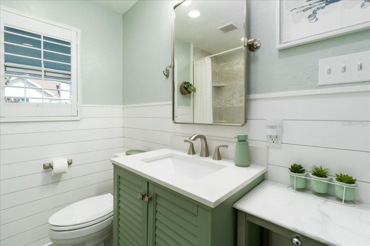301 N Pine Street, New Smyrna Beach, FL 32169 Photo