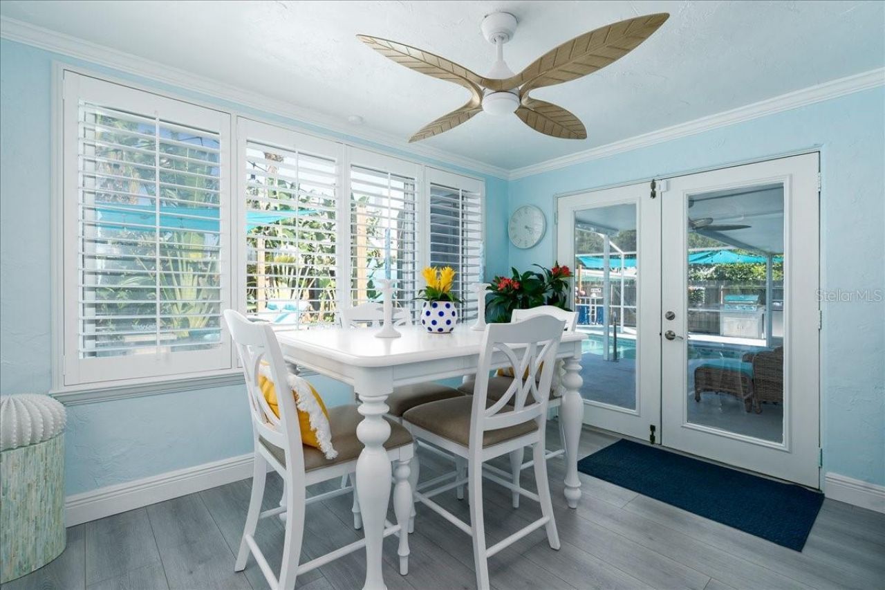 301 N Pine Street, New Smyrna Beach, FL 32169 Photo