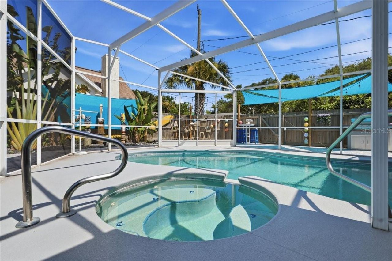 301 N Pine Street, New Smyrna Beach, FL 32169 Photo