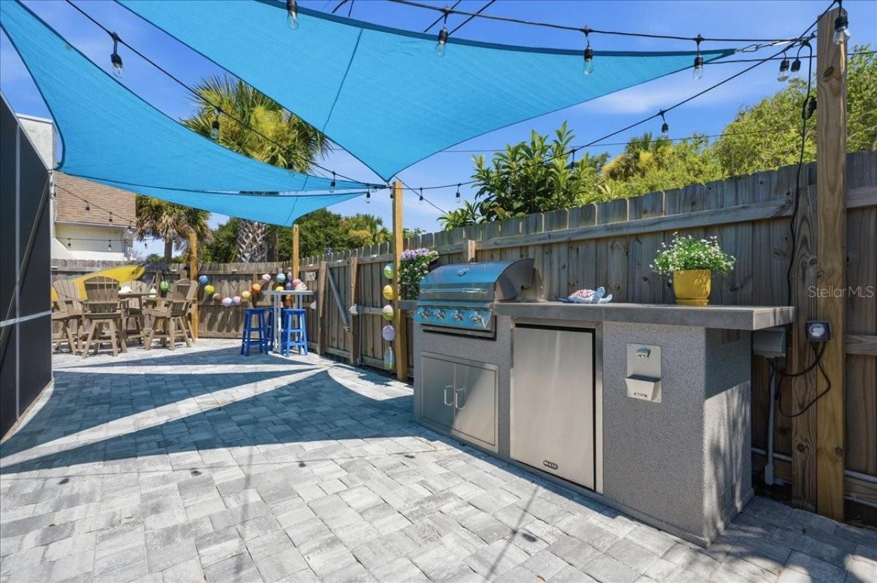 301 N Pine Street, New Smyrna Beach, FL 32169 Photo