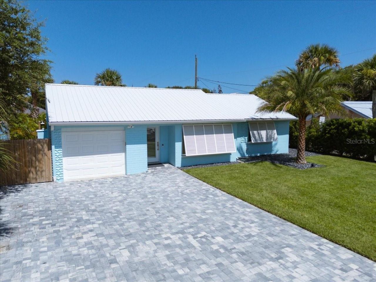 301 N Pine Street, New Smyrna Beach, FL 32169 Photo