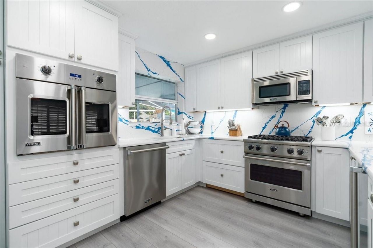 301 N Pine Street, New Smyrna Beach, FL 32169 Photo