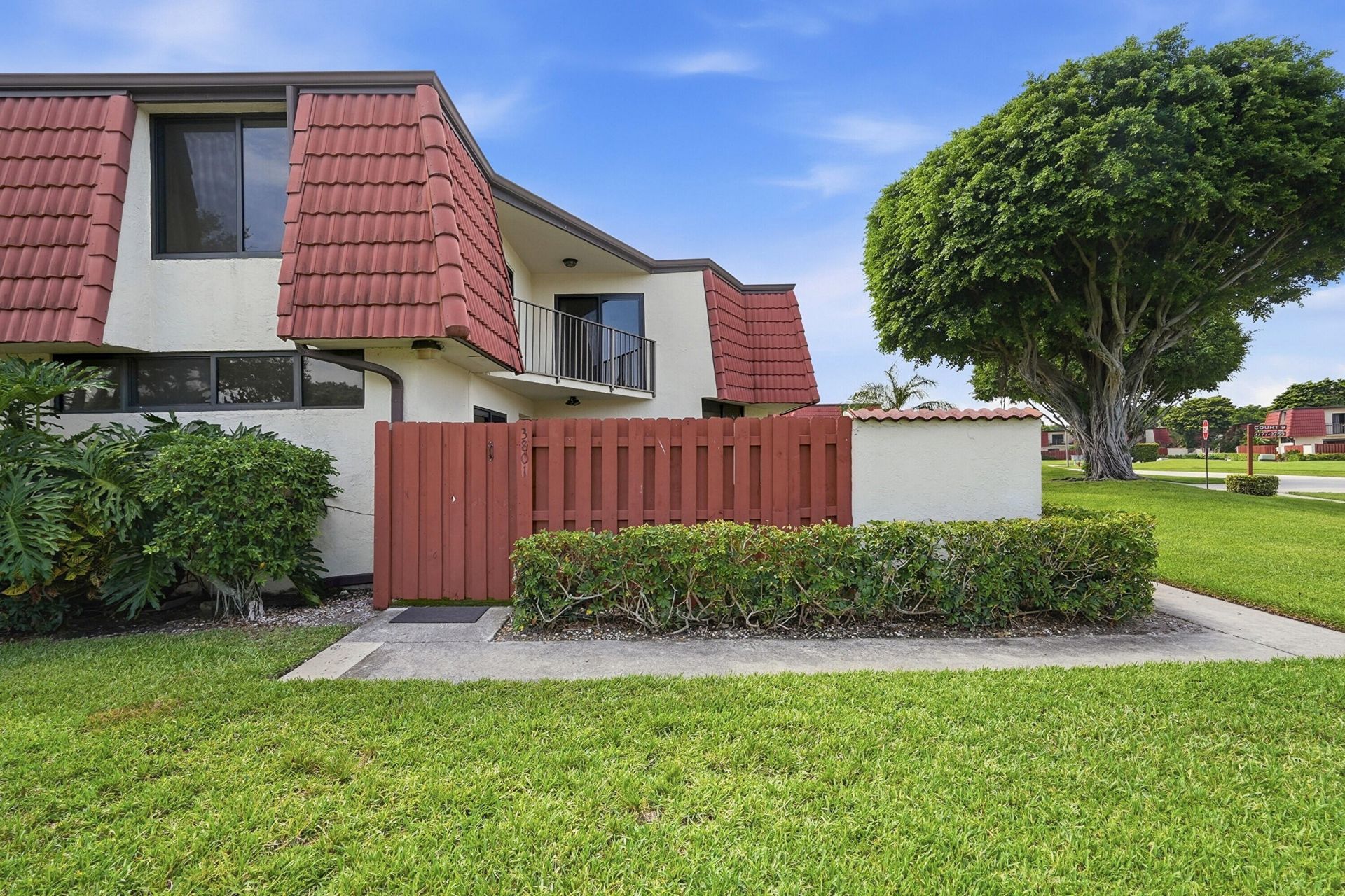 3801 Victoria Drive, West Palm Beach, FL 33406 Photo