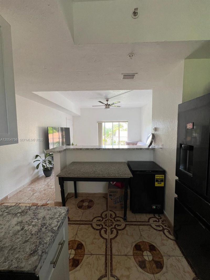 7516 NE 1st Ave, Unit 203, Miami, FL 33138 Photo