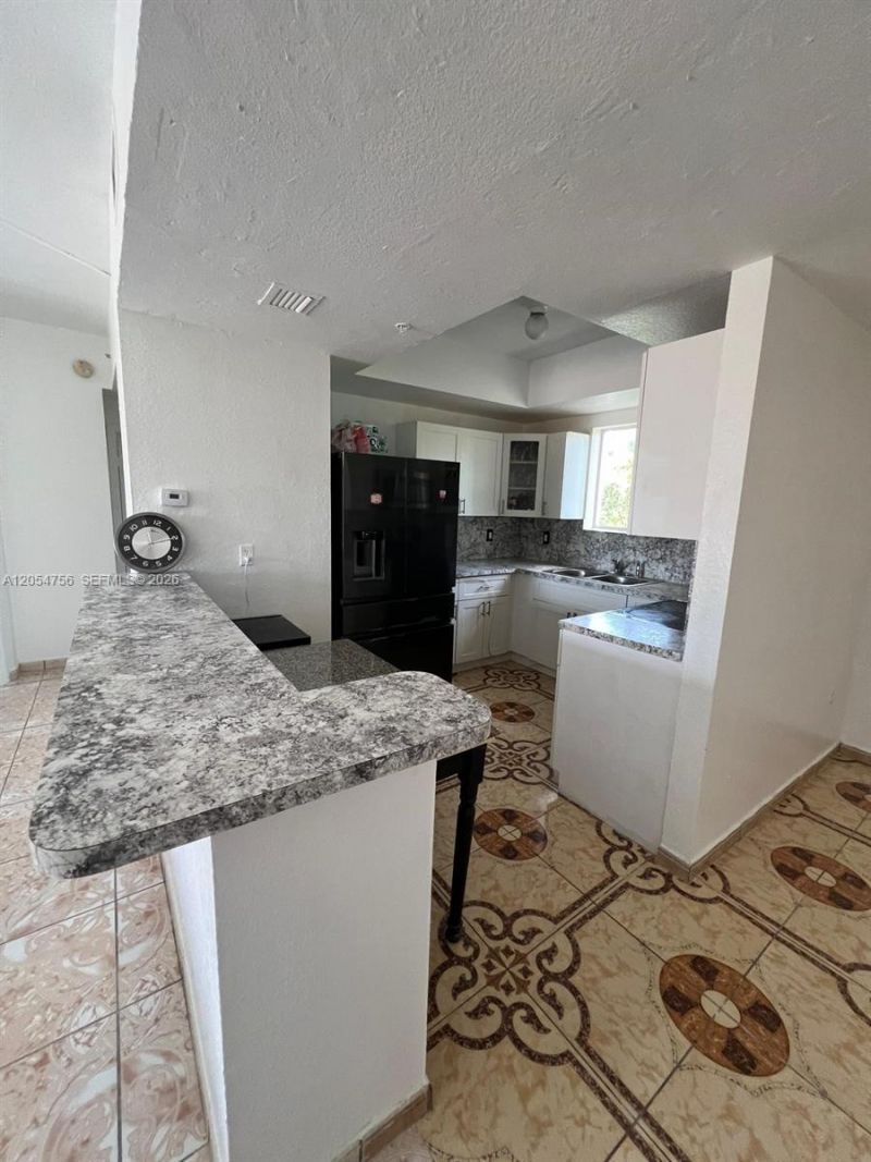 7516 NE 1st Ave, Unit 203, Miami, FL 33138 Photo