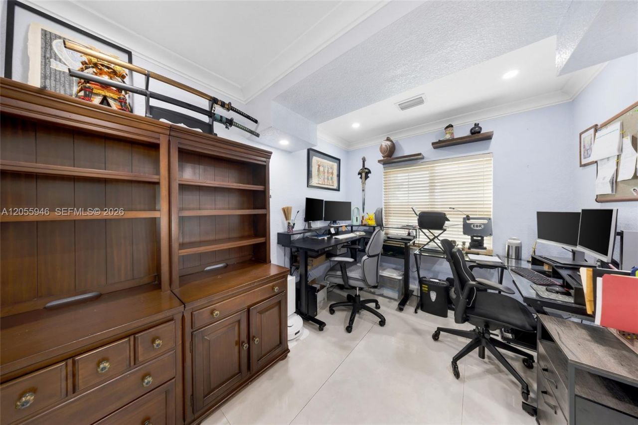 5862 W 2nd Ct , Hialeah, FL 33012 Photo