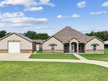 6797 Bridle Bit Trail, Fort Worth, TX 76135