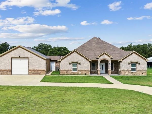 6797 Bridle Bit Trail, Fort Worth, TX 76135