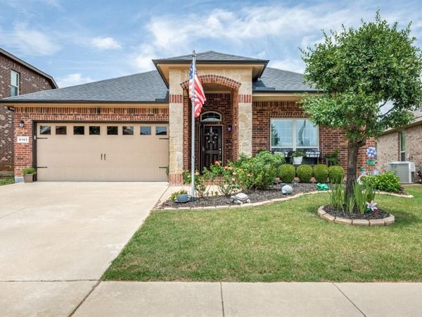5103 Walsh Drive, Arlington, TX 76001