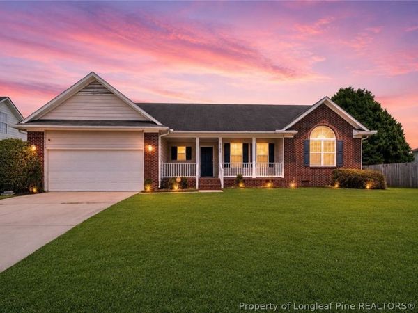 4122 Edward E Maynor Drive, Hope Mills, NC 28348