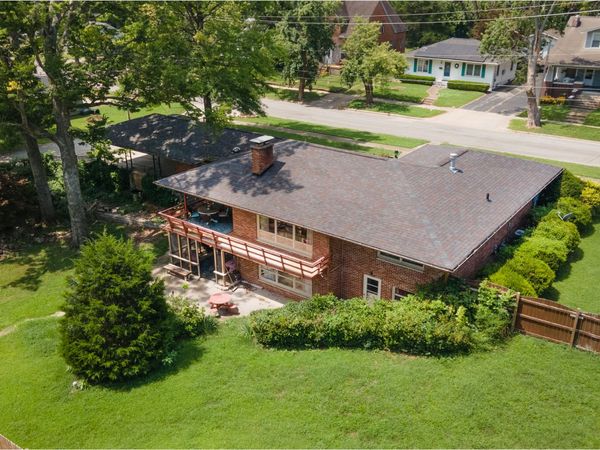 804 N 22nd Street, Murphysboro, IL 62966