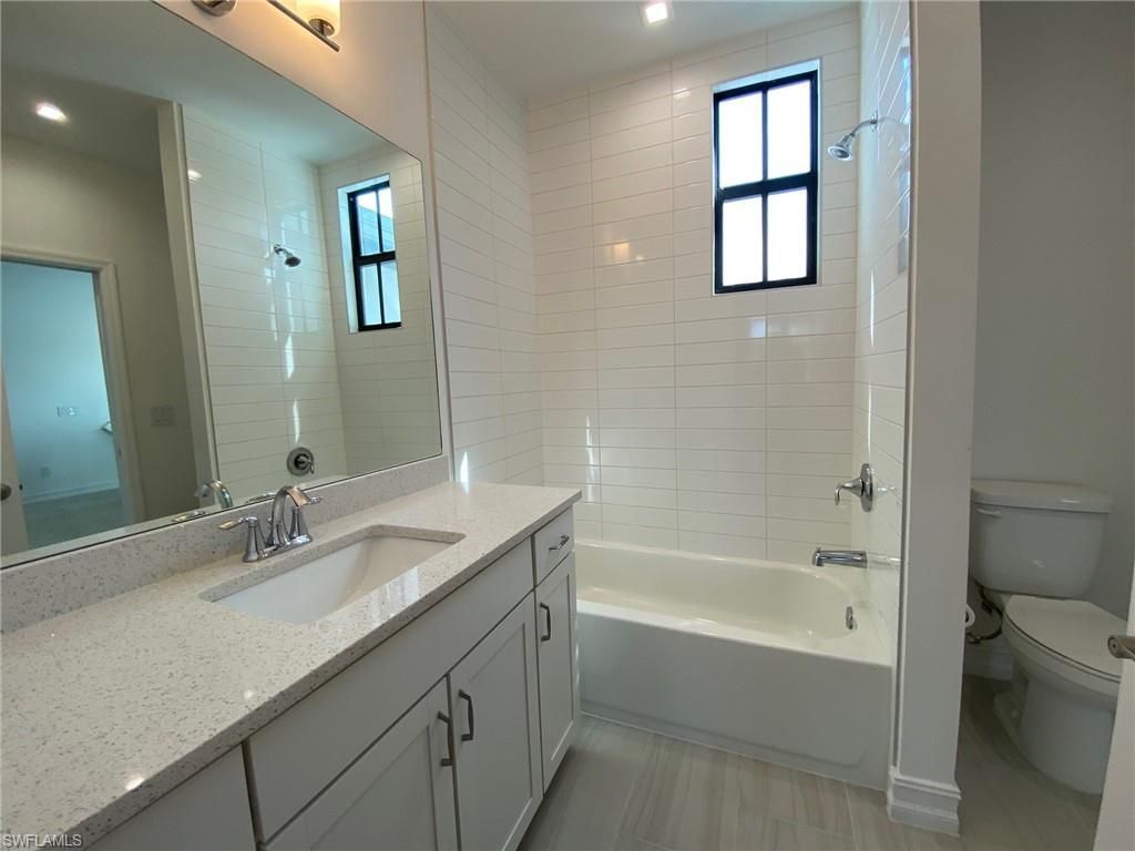 7530 Rockefeller Dr, Naples, FL 34119 Photo