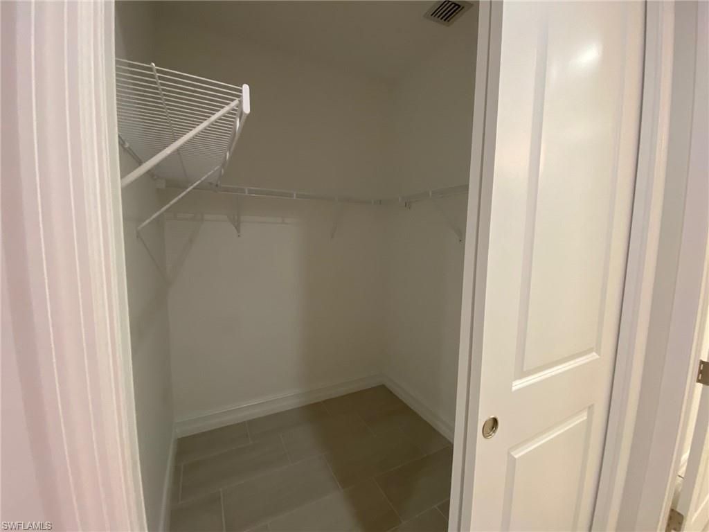 7530 Rockefeller Dr, Naples, FL 34119 Photo