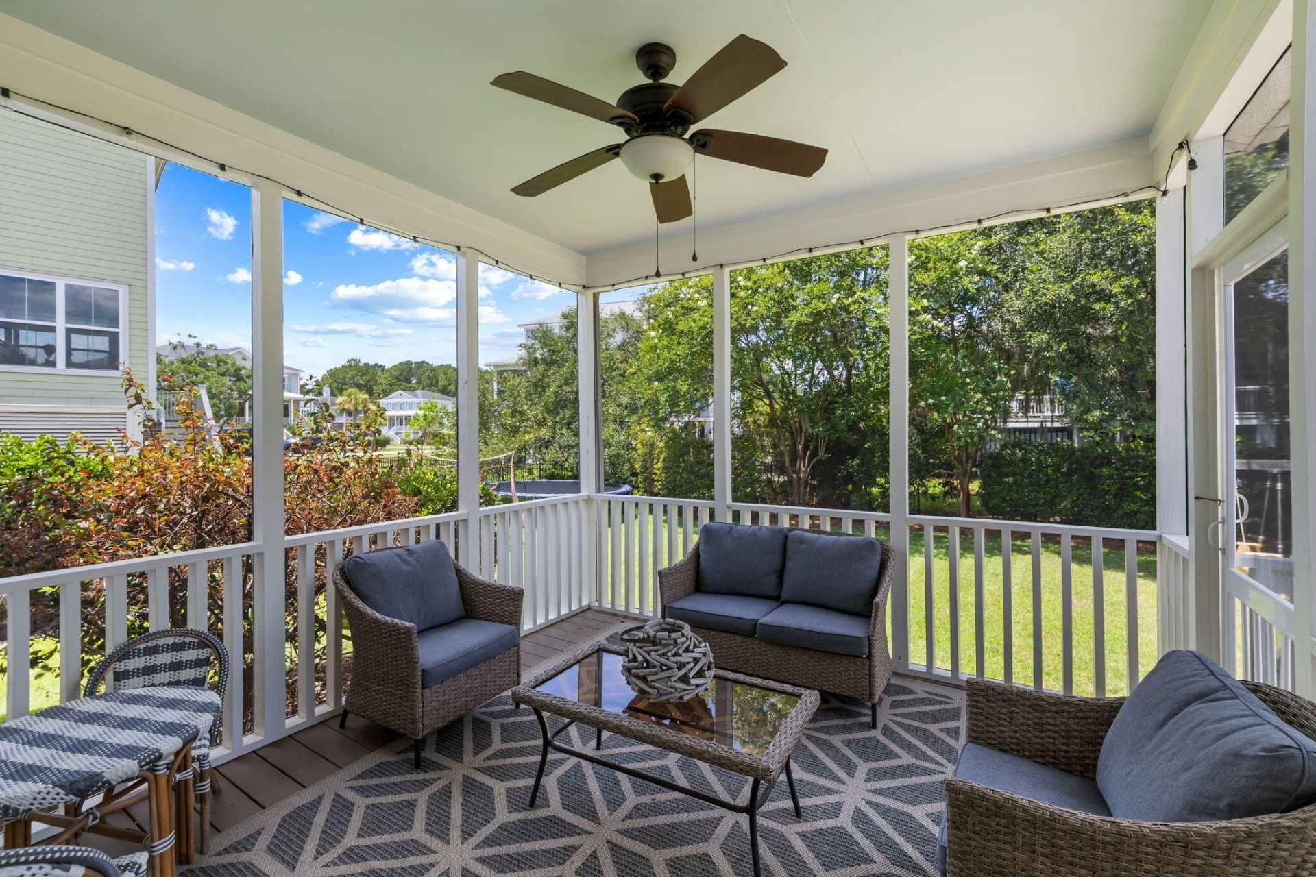 1298 Blue Sky Lane Photo 29