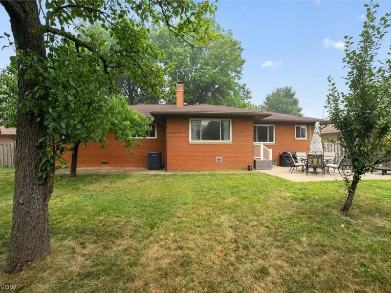 14395 Robert Drive, Middleburg Heights, OH 44130 Photo 42