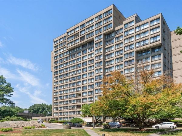 250 Hammond Pond Parkway, Unit 1208N, Newton, MA 02467