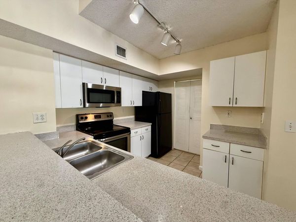 3840 Lyons Road, Unit 305, Coconut Creek, FL 33073
