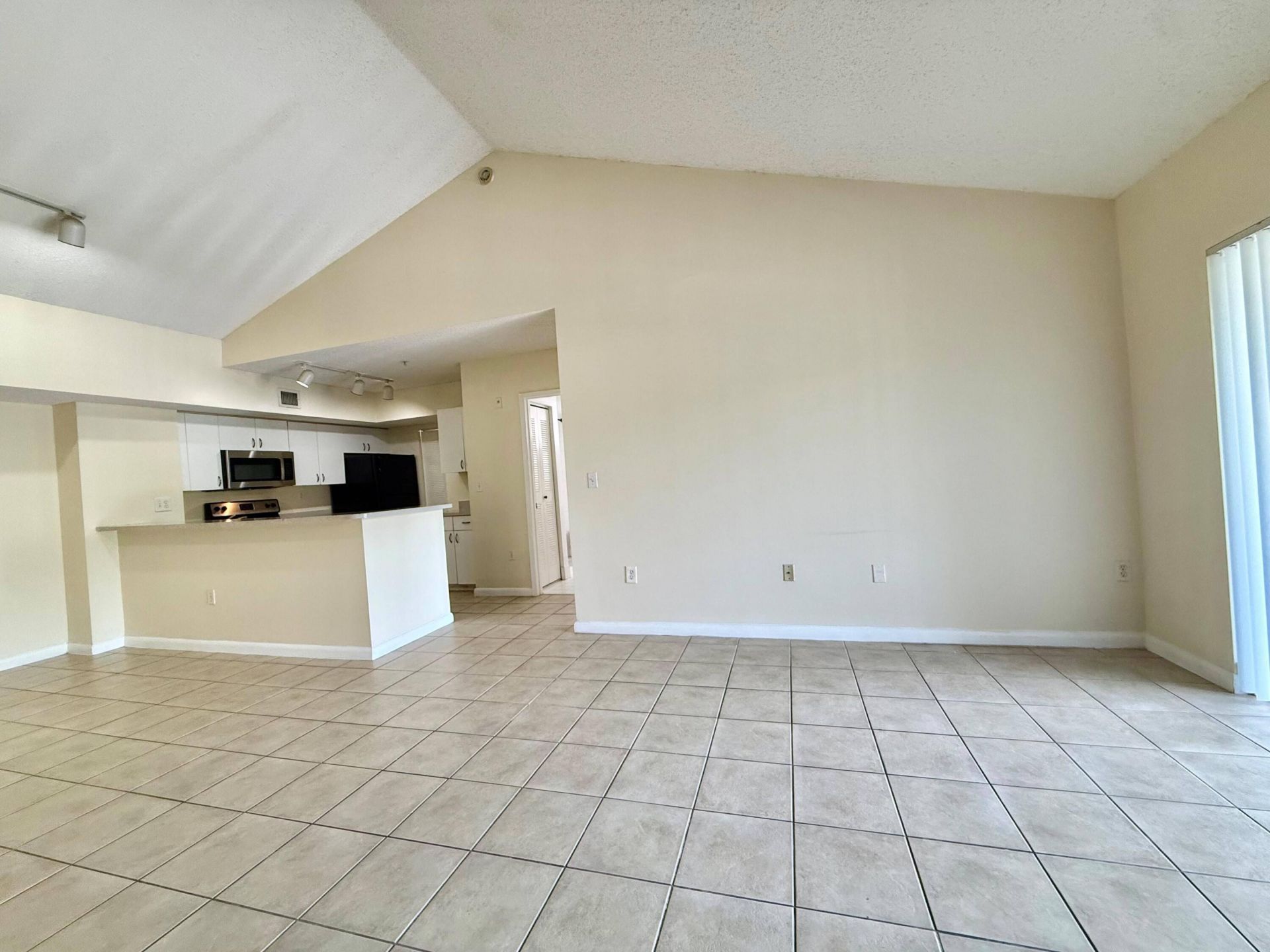3840 Lyons Road, Unit 305, Coconut Creek, FL 33073 Photo
