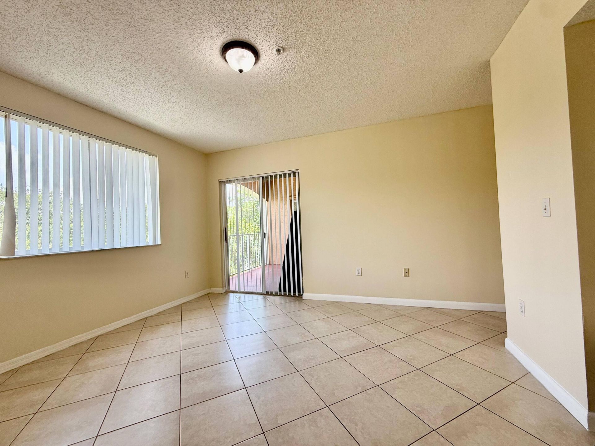 3840 Lyons Road, Unit 305, Coconut Creek, FL 33073 Photo
