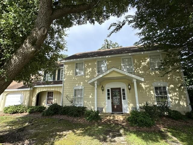 910 S 34th Ave., Hattiesburg, MS 39402 Main Photo