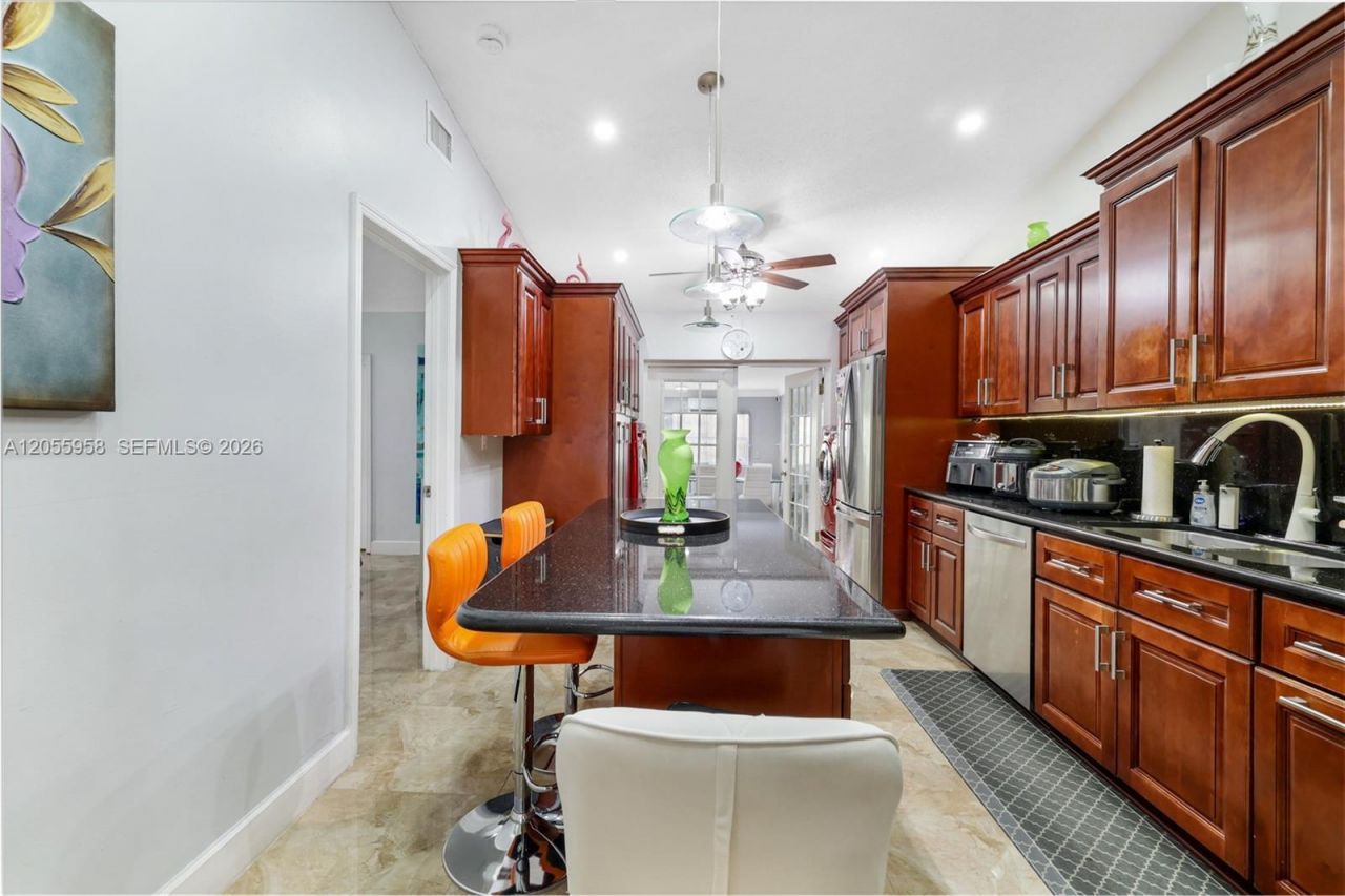 11425 NW 88th Ct , Hialeah Gardens, FL 33018 Photo