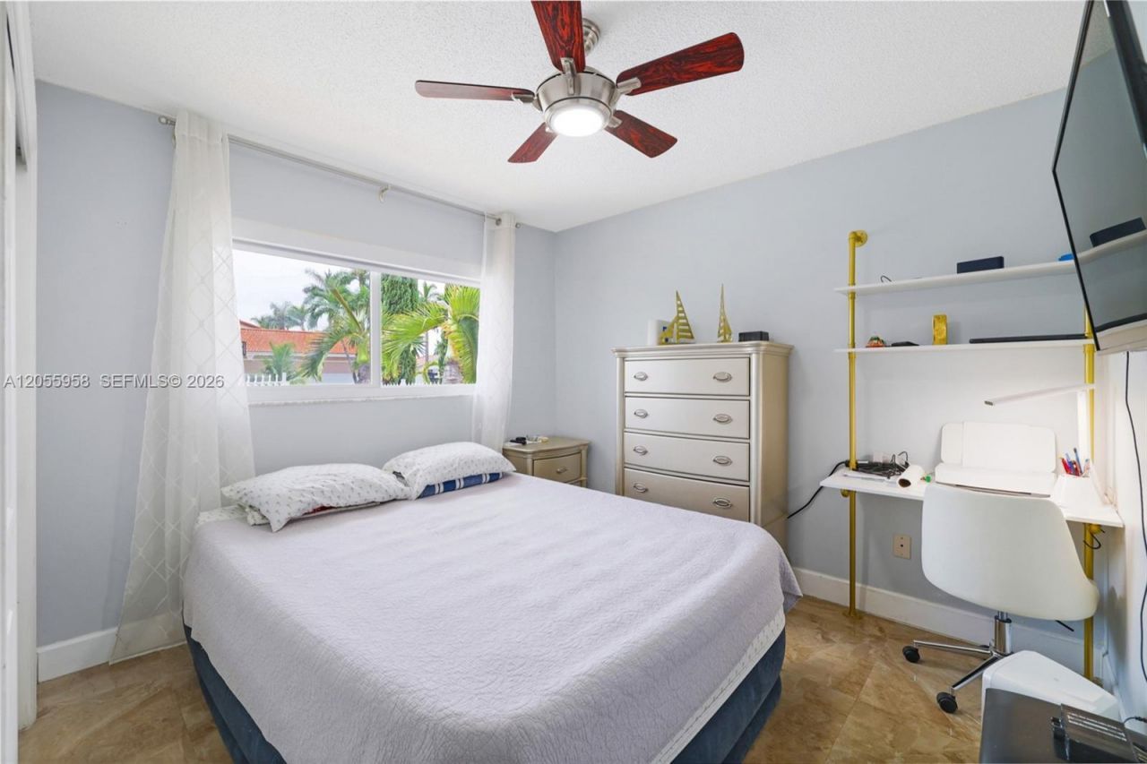 11425 NW 88th Ct , Hialeah Gardens, FL 33018 Photo