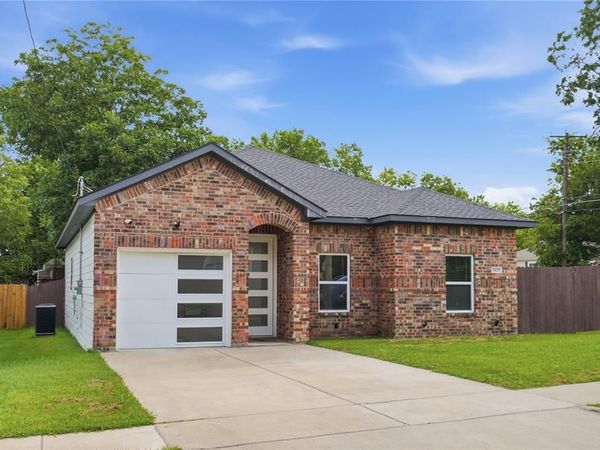 3425 Logan Street , Greenville, TX 75401
