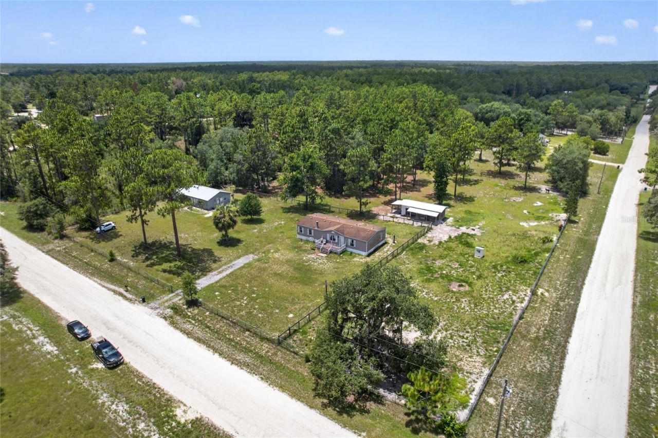 5730 SE 120th Avenue, Morriston, FL 32668 Photo