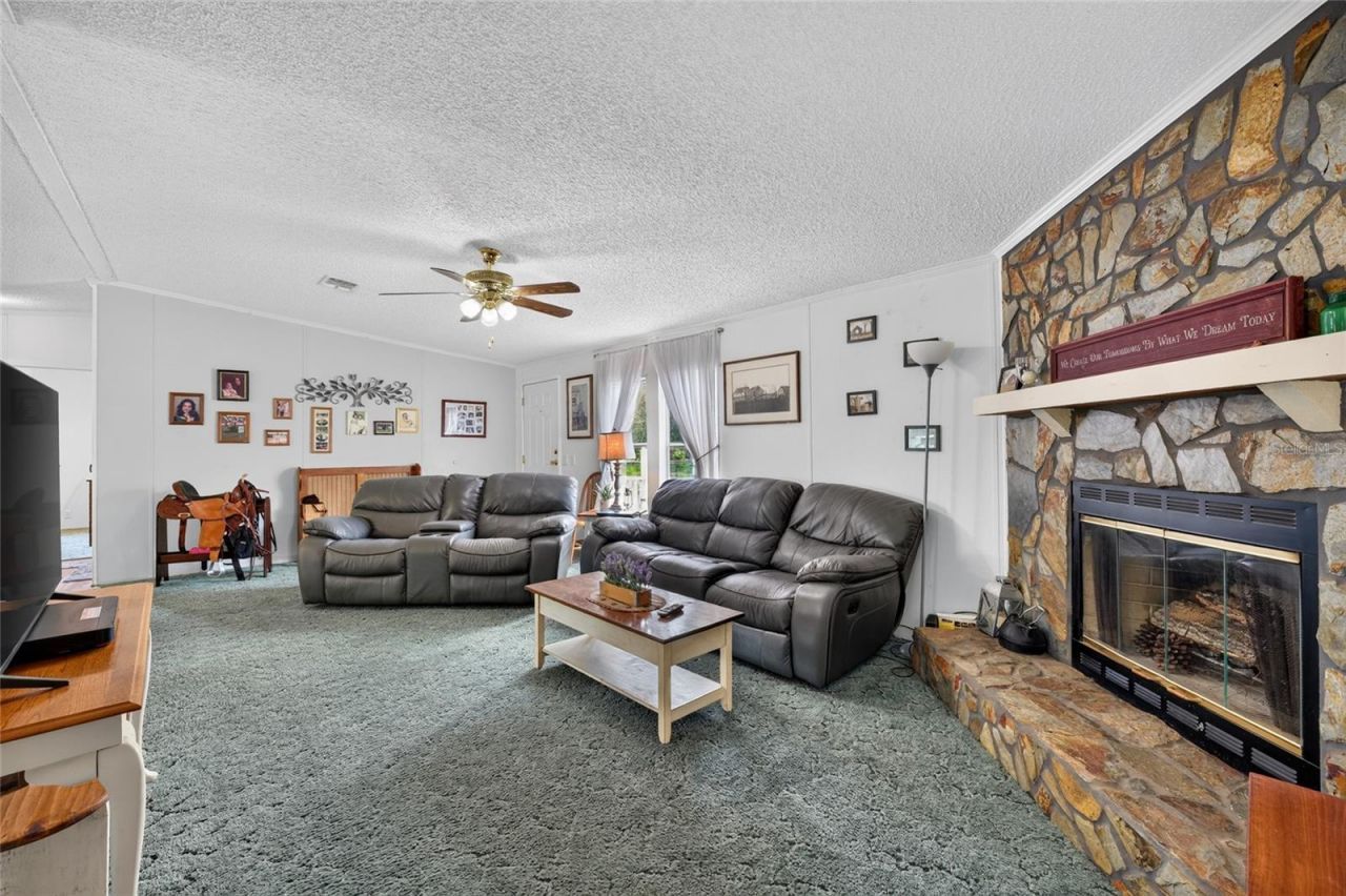 5730 SE 120th Avenue, Morriston, FL 32668 Photo