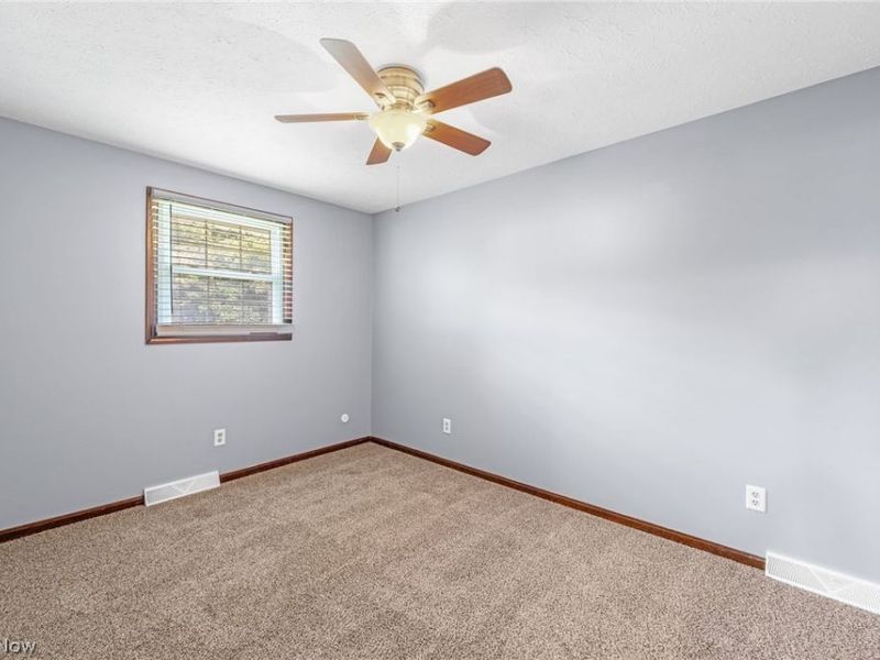 7351 Ashburton Circle NW, North Canton, OH 44720 Photo 19