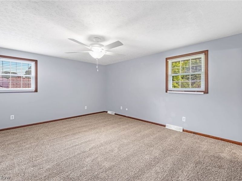 7351 Ashburton Circle NW, North Canton, OH 44720 Photo 22