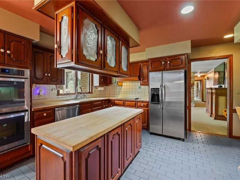 8243 North Lima Road, Poland, OH 44514 Photo 6
