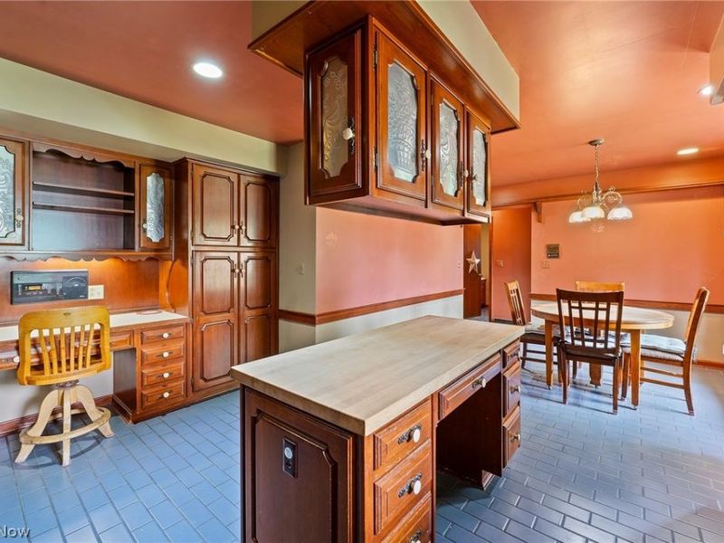 8243 North Lima Road, Poland, OH 44514 Photo 7