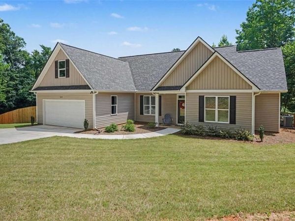 164 David Elder Road , Griffin, GA 30223