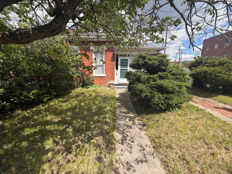 166 N Hamilton Avenue, Columbus, OH 43203 Photo 2