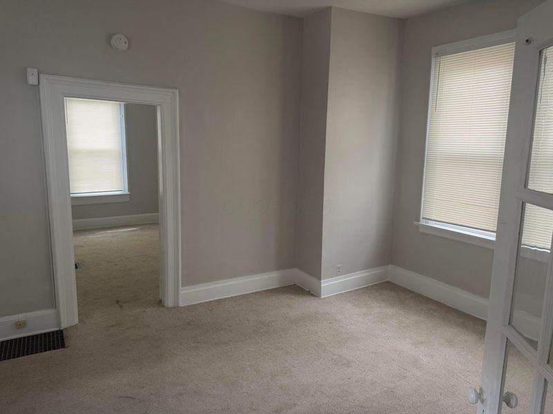 166 N Hamilton Avenue, Columbus, OH 43203 Photo 9
