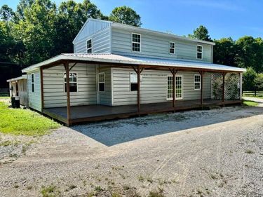 305 Pond Lick Road, Annville, KY 40402