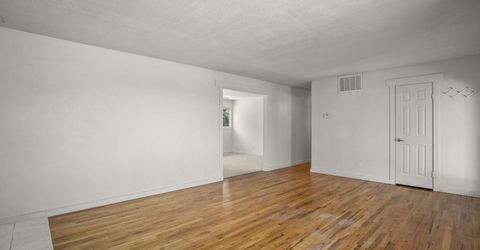 1401 Surf Way, Reno, NV 89503 Photo