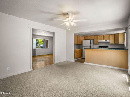 1401 Surf Way, Reno, NV 89503 Photo