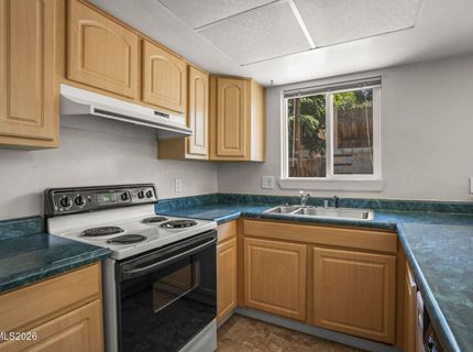 1401 Surf Way, Reno, NV 89503 Photo