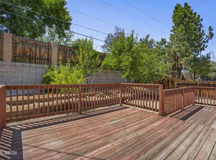 1401 Surf Way, Reno, NV 89503 Photo
