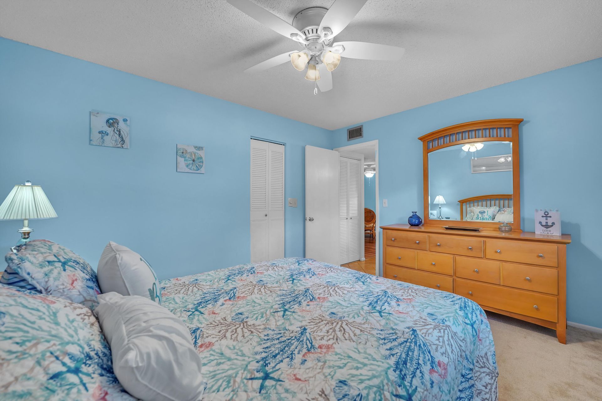 210 Lake Evelyn Drive, West Palm Beach, FL 33411 Photo